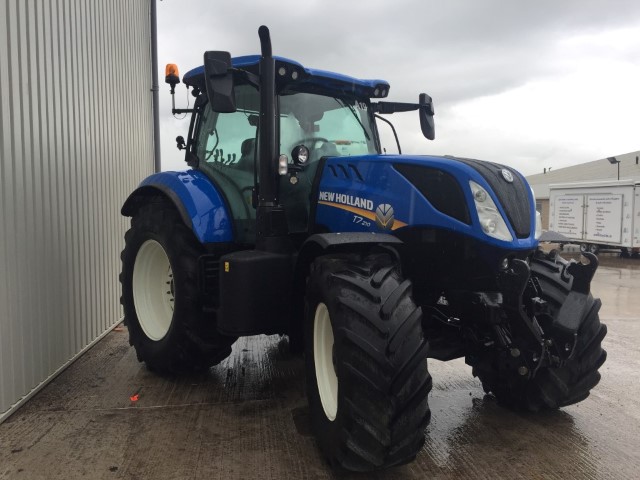 11161019 - New Holland T7.210 A19 Tractor