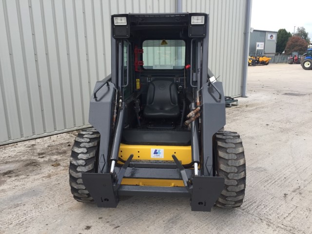 11168236 - New Holland LS160 Skidsteer