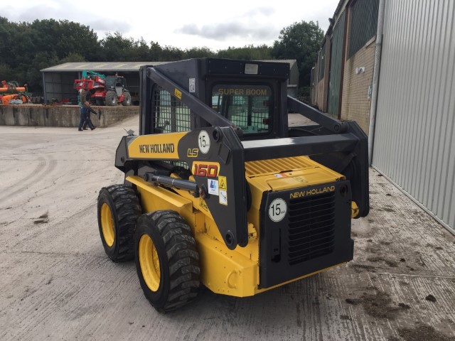 11168236 - New Holland LS160 Skidsteer