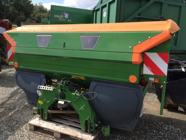 11170183 - Amazone ZAM3001 Profis Fert Spreader