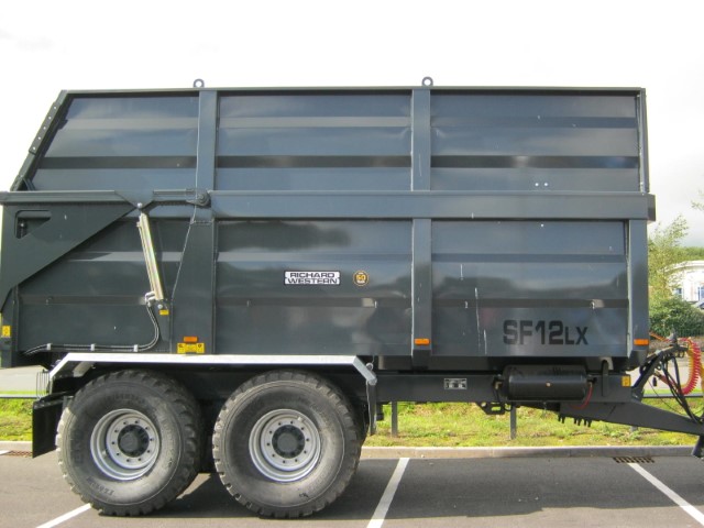 21167296 - Richard Western SF12LX Silage Trailer