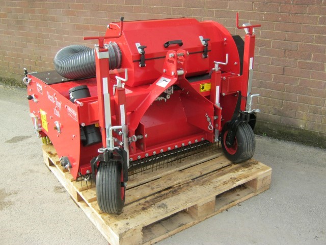21168707 - Charterhouse Verti-Top1200 Synthetic Turf Cleaner