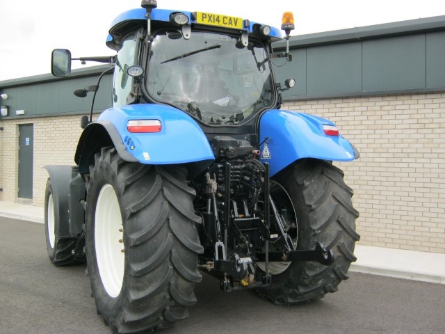 2117090 - New Holland T7.200 PC Tractor