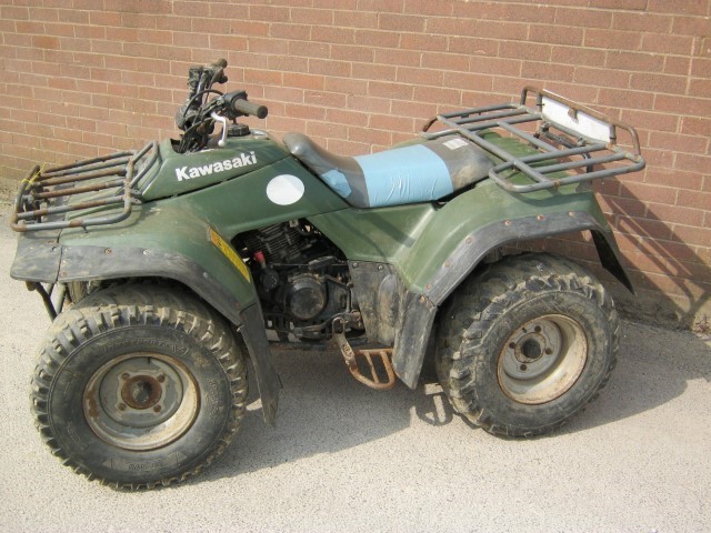 21171131 - Kawasaki KLF300 ATV Quad Bike