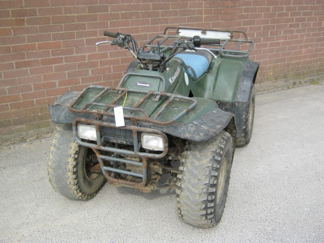 21171131 - Kawasaki KLF300 ATV Quad Bike