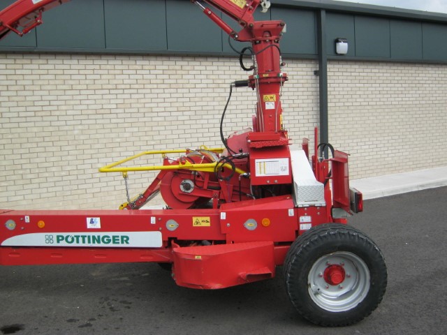 21173278 - Pottinger MEX6 Forage Harvester