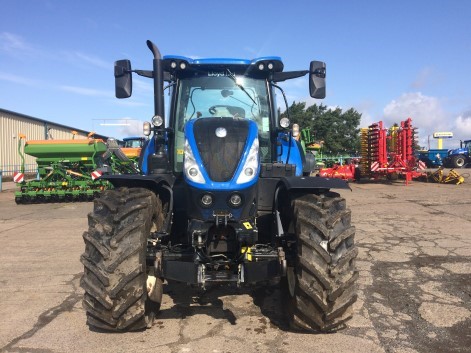 31161222 - New Holland T7.190 Range Command Tractor