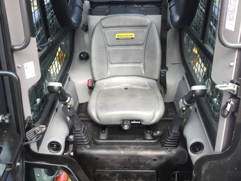 31167866 - New Holland L218 Skidsteer