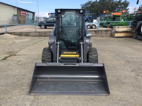 31167866 - New Holland L218 Skidsteer