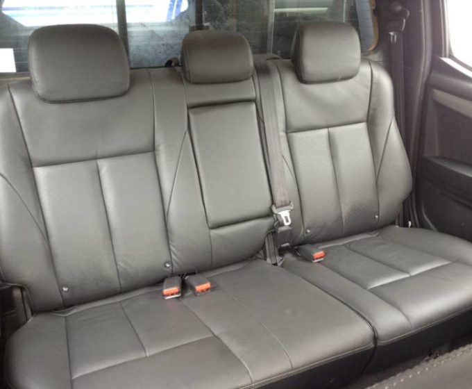 31170065 - AF09 HMA - Land Rover Defender Hard Top TDC - £9995 +VAT