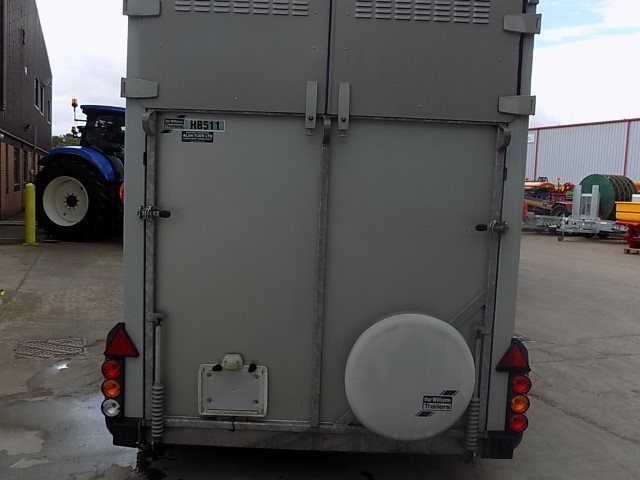 31171729 - Ifor Williams HB511