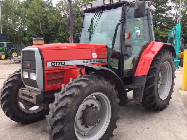 31171937 - Massey Ferguson 6170 Tractor