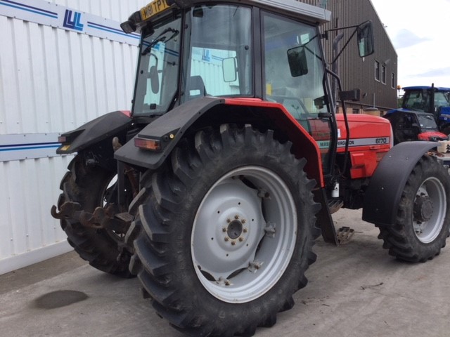 31171937 - Massey Ferguson 6170 Tractor
