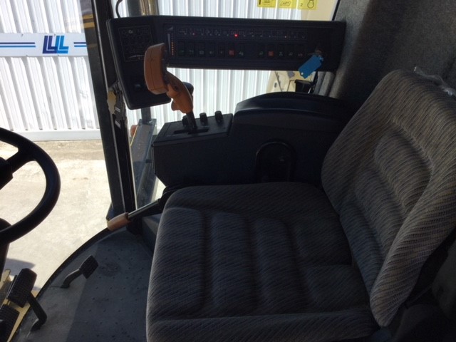 31172433 - New Holland TX66 Combine