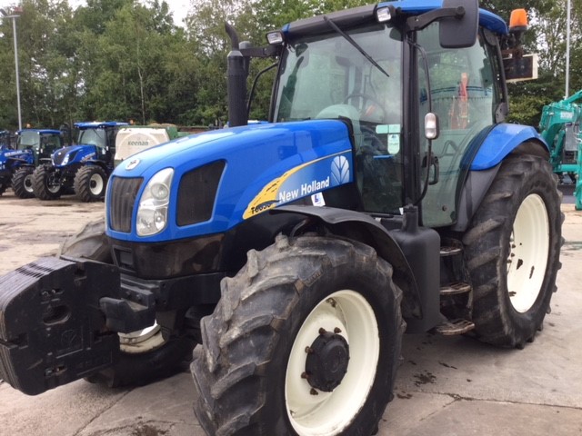 31173136 - New Holland T6030 Delta Tractor