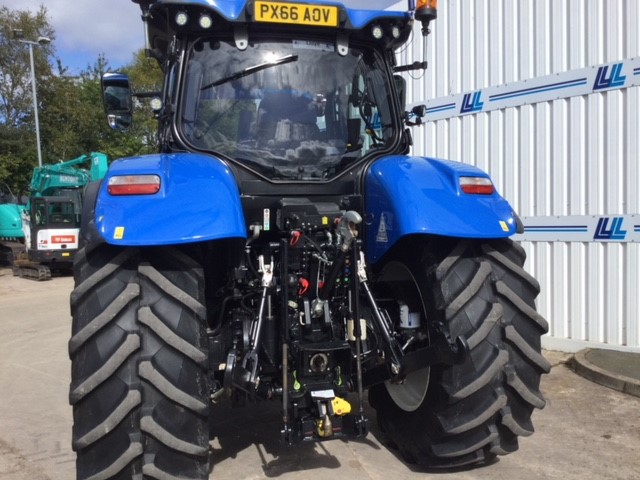 31173500 - New Holland T7.210 Tractor