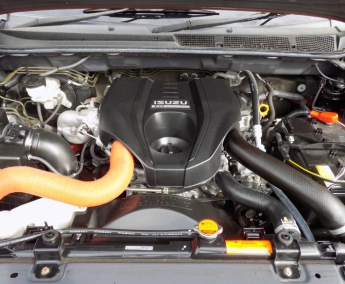 31173607 - GV66 HWK - Isuzu D-MAX 2.5TD Arctic Trucks AT35 Double Cab 4X4 Auto - £24995 +VAT