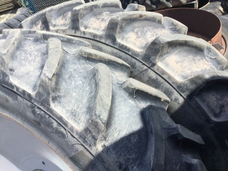 41145866 - New Holland R38 Rear Wheels