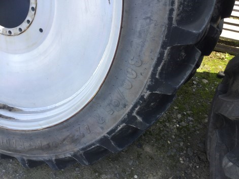41145866 - New Holland R38 Rear Wheels
