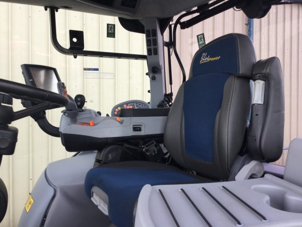 41161347 - New Holland T7.270 Blue Power
