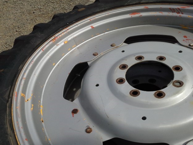 41163560 - Row Crop Wheels