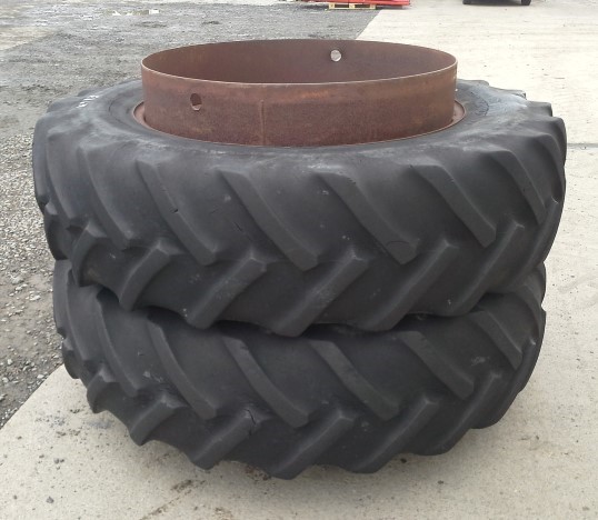 41166795 - Stocks Dual Wheels 16.9 X 38