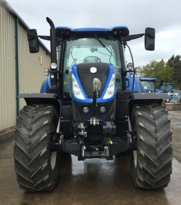 41167097 - New Holland T7.190 Tractor