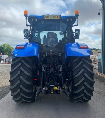 41169762 - New Holland T7.210 Tractor