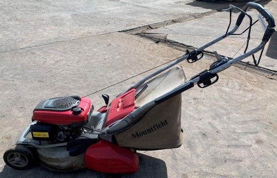 41172664 - Mountfield SP555RV Lawnmower