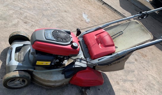 41172664 - Mountfield SP555RV Lawnmower