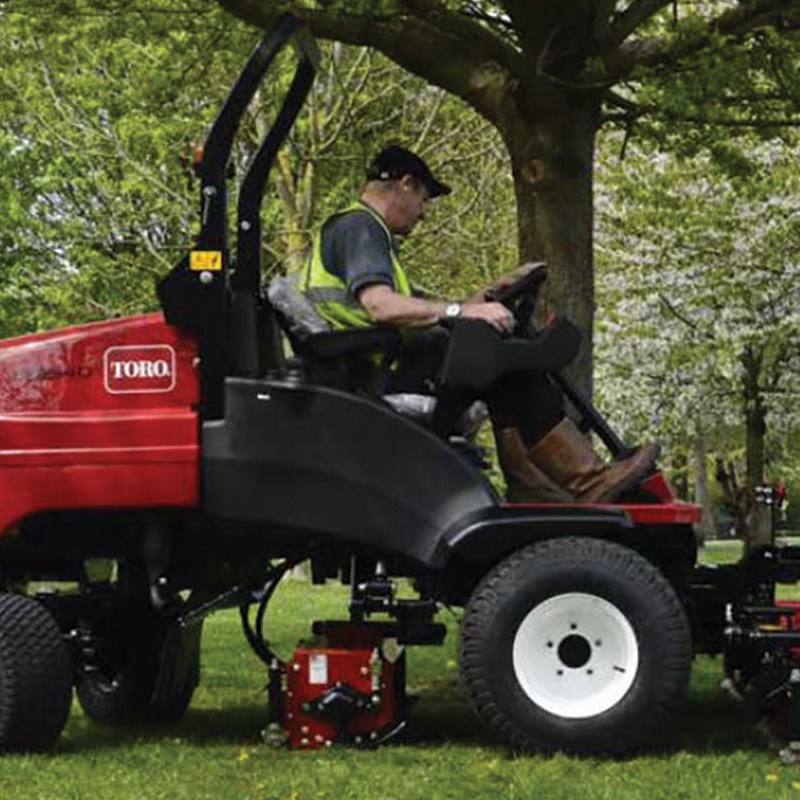 TORO CT2240 Triple Reel Mower