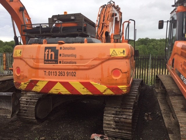 81173175 - Doosan DX225LC Excavator