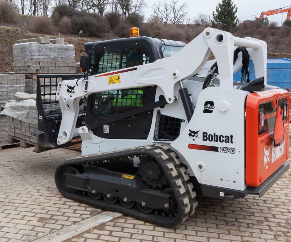 36 Best Images Cat Track Skid Steer Price - Video Case Preps To Bring Skid Steer Dozer Minotaur To Market For Construction Pros