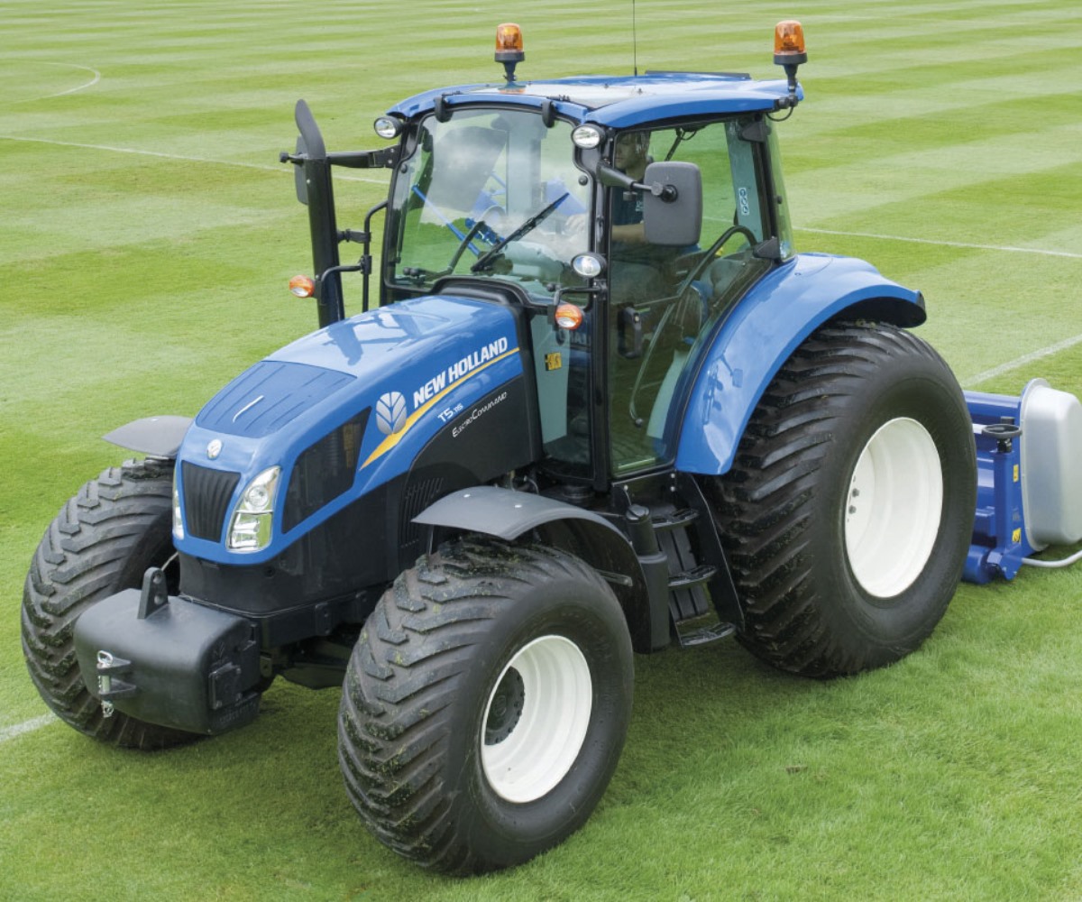 New holland t. New Holland t5. New Holland t 115. New Holland t5.105. Нью Холланд 380.