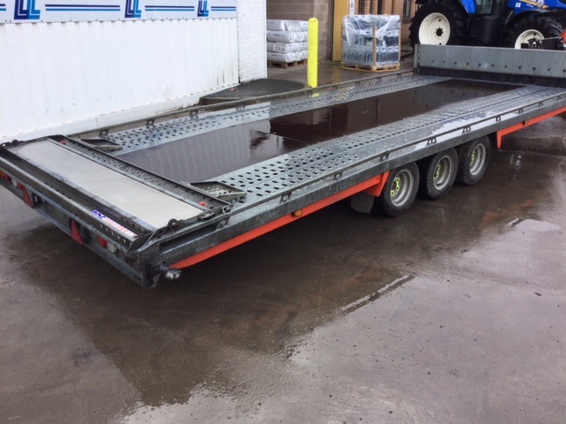 31173183 - Brian James Transporter Trailer