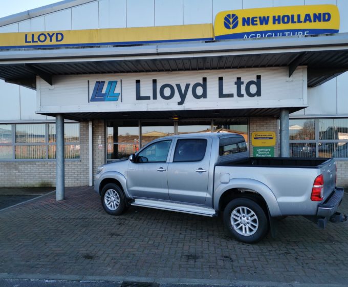 PX15ZZH - Toyota Hilux Icon 2.5 D-4D Double Cab