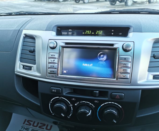 PX15ZZH - Toyota Hilux Icon 2.5 D-4D Double Cab