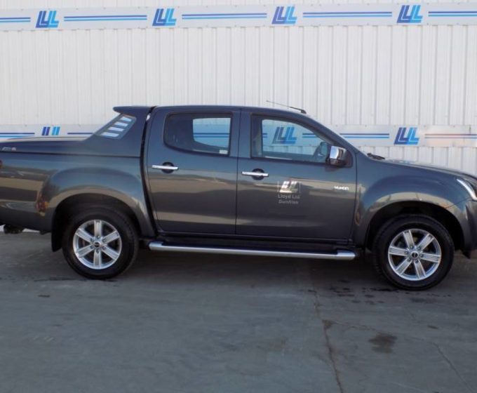 SG68 USS - Isuzu D-MAX 1.9 Yukon Nav+ Double Cab - £20595 +VAT