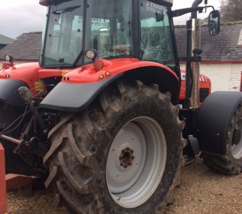 11174789 - Massey Ferguson 6480 Dyna 6 Tractor