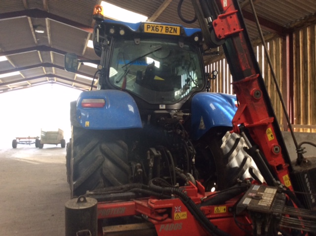 21174470 - New Holland T7.210 Tractor