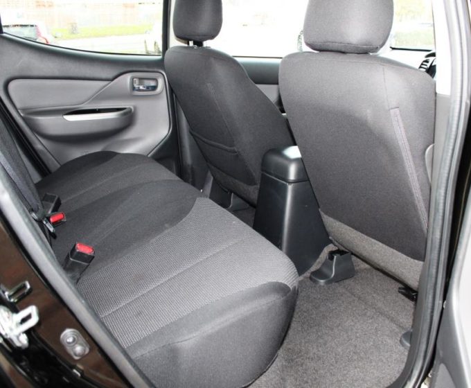 91174917-CV16YXF Mitsubishi L200 Titan