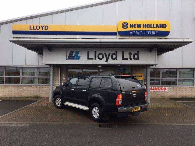 14 14 Toyota Hilux - £14495