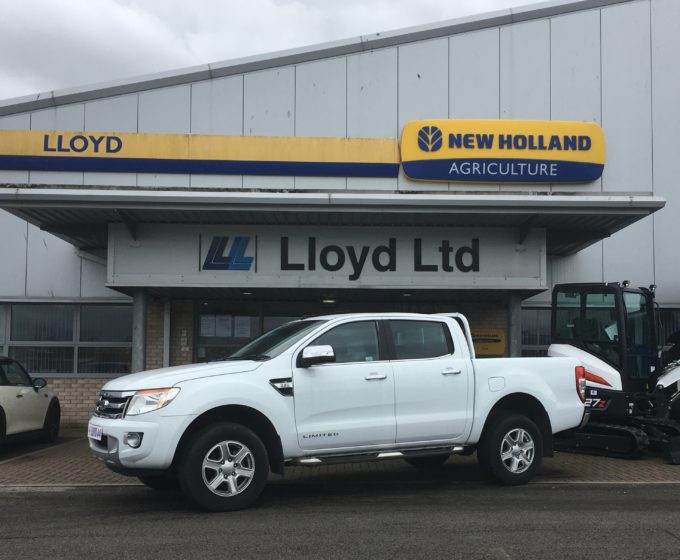 YS65 NPC - Ford Ranger Limited 2.2 Double Cab