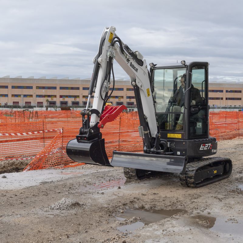 Bobcat E27z
