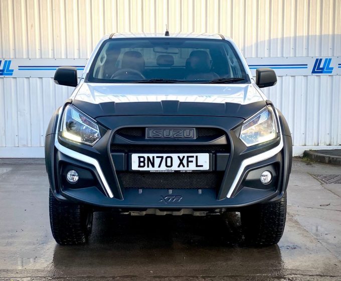 20 70 Isuzu D-Max 1.9 XTR Nav+ Double Cab 4x4 Auto - £32995