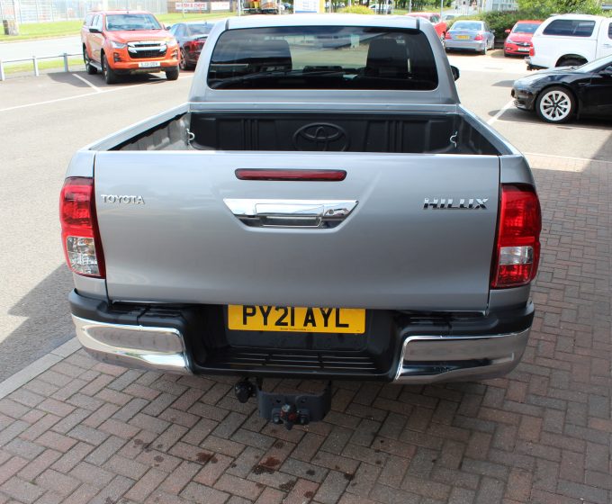 PY21AYL - Toyota Hilux Icon - £31995