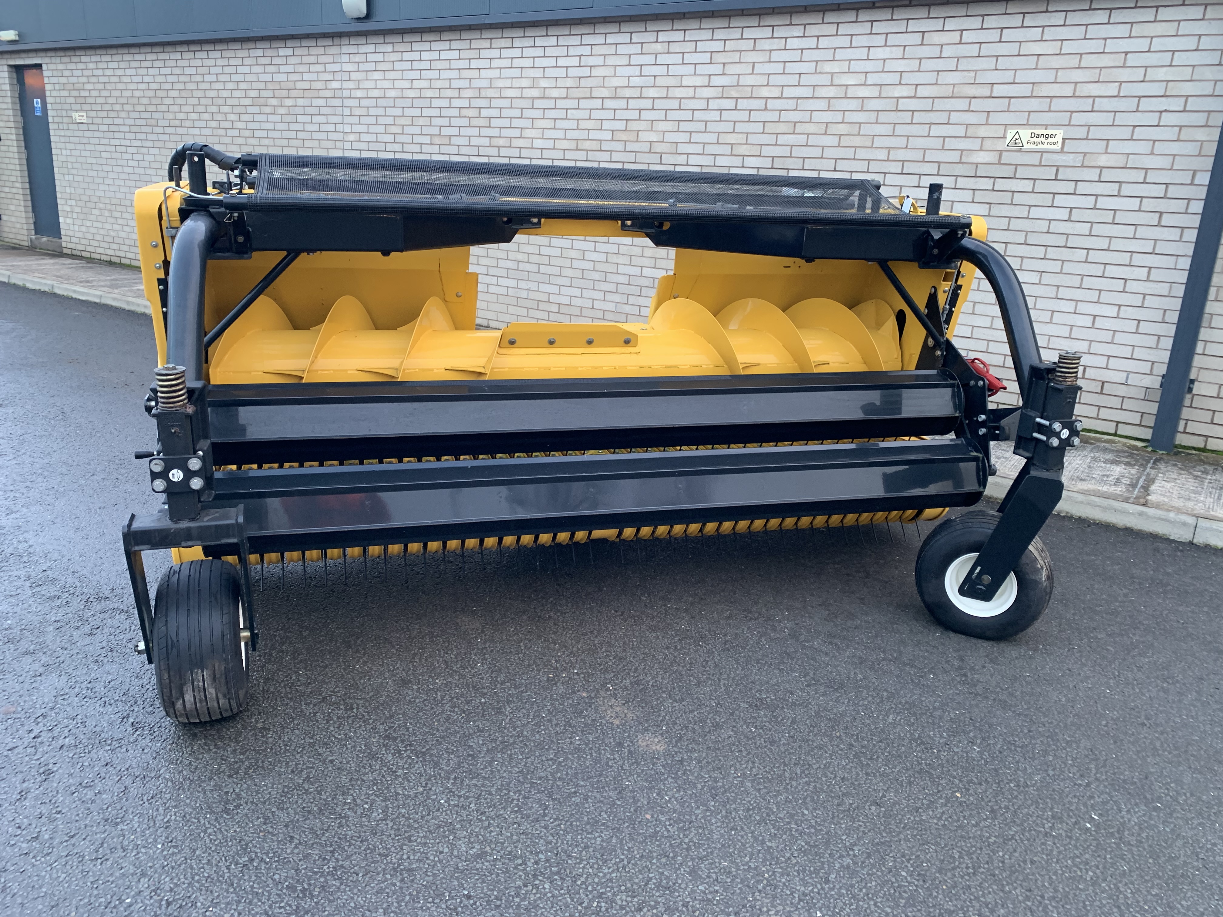 New Holland 300FP HP