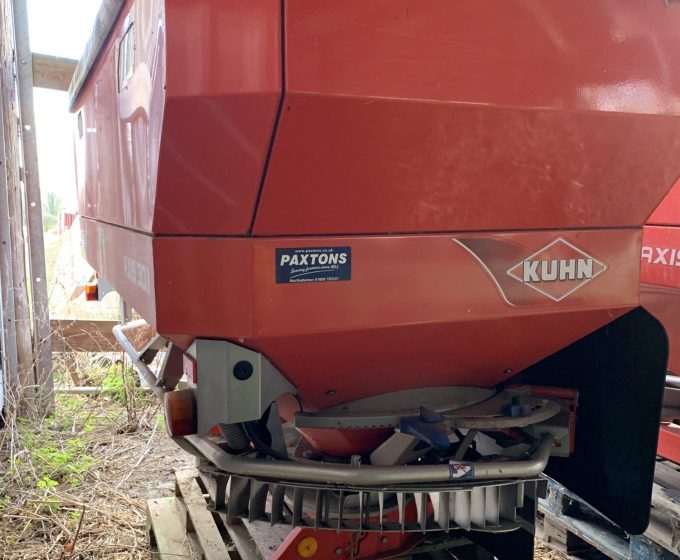 Kuhn Axis 30.1 Fertilizer Spreader Lloyd Ltd