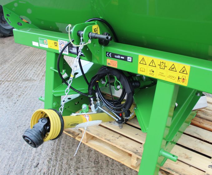 Amazone ZAX 1403 Fertiliser Spreader Lloyd Ltd