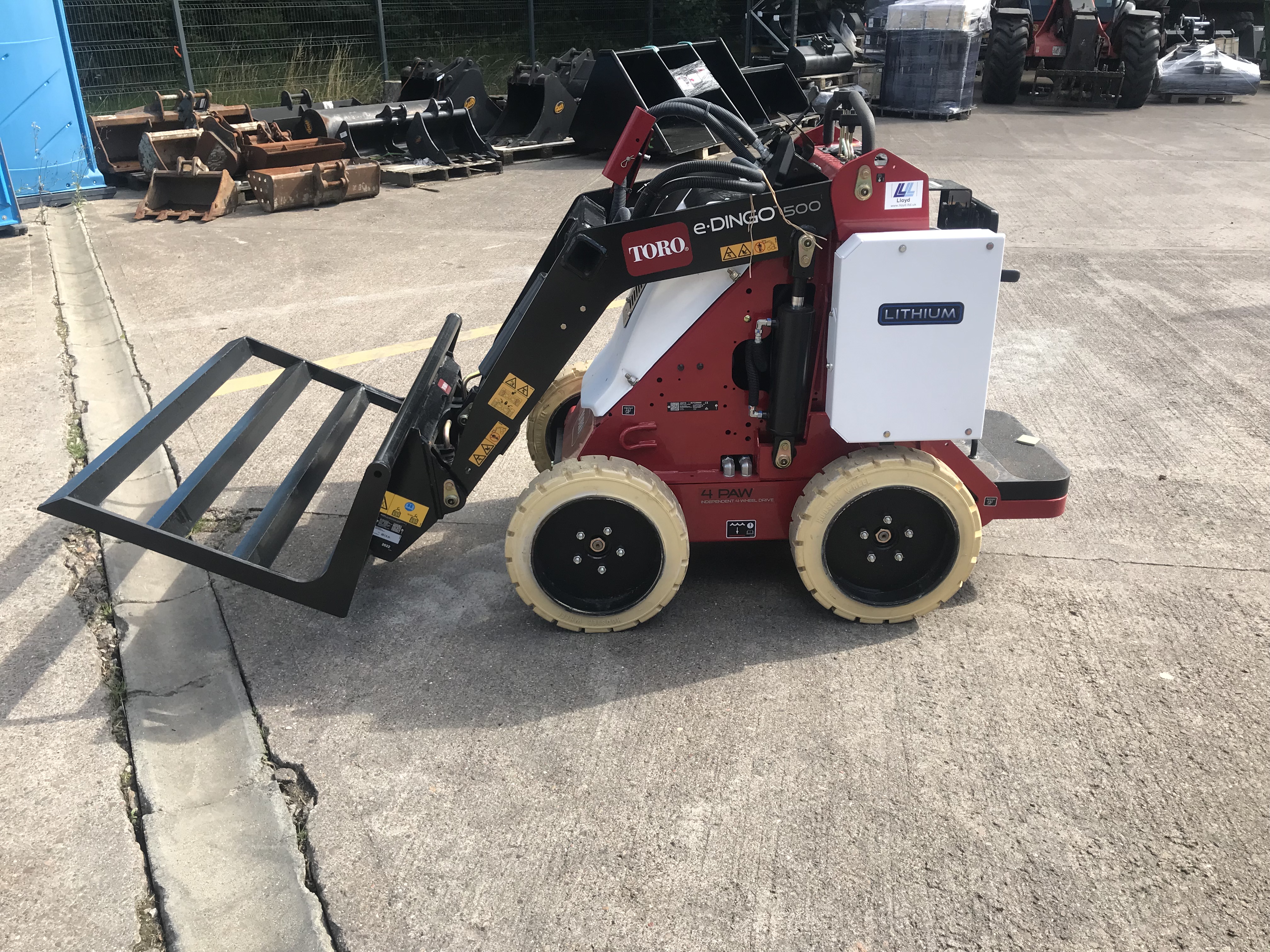Toro E-Dingo